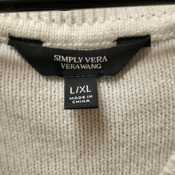 Vera Wang Off-White Poncho - Picture 2 of 3